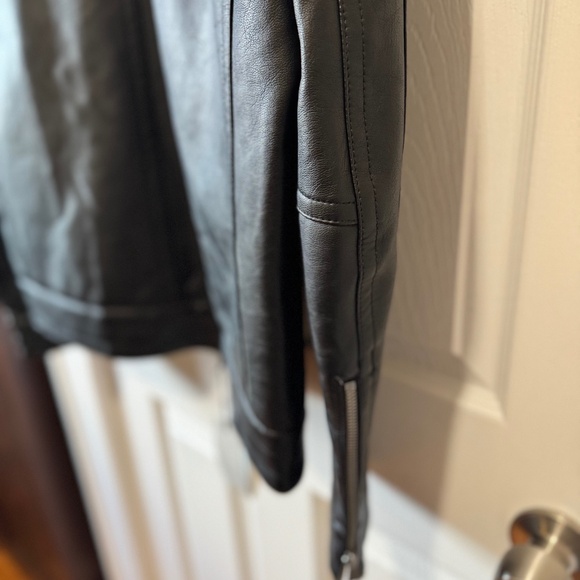 Men’s Black Leather Jacket (Small) - Cole Haan - Faux Leather - Picture 9 of 9